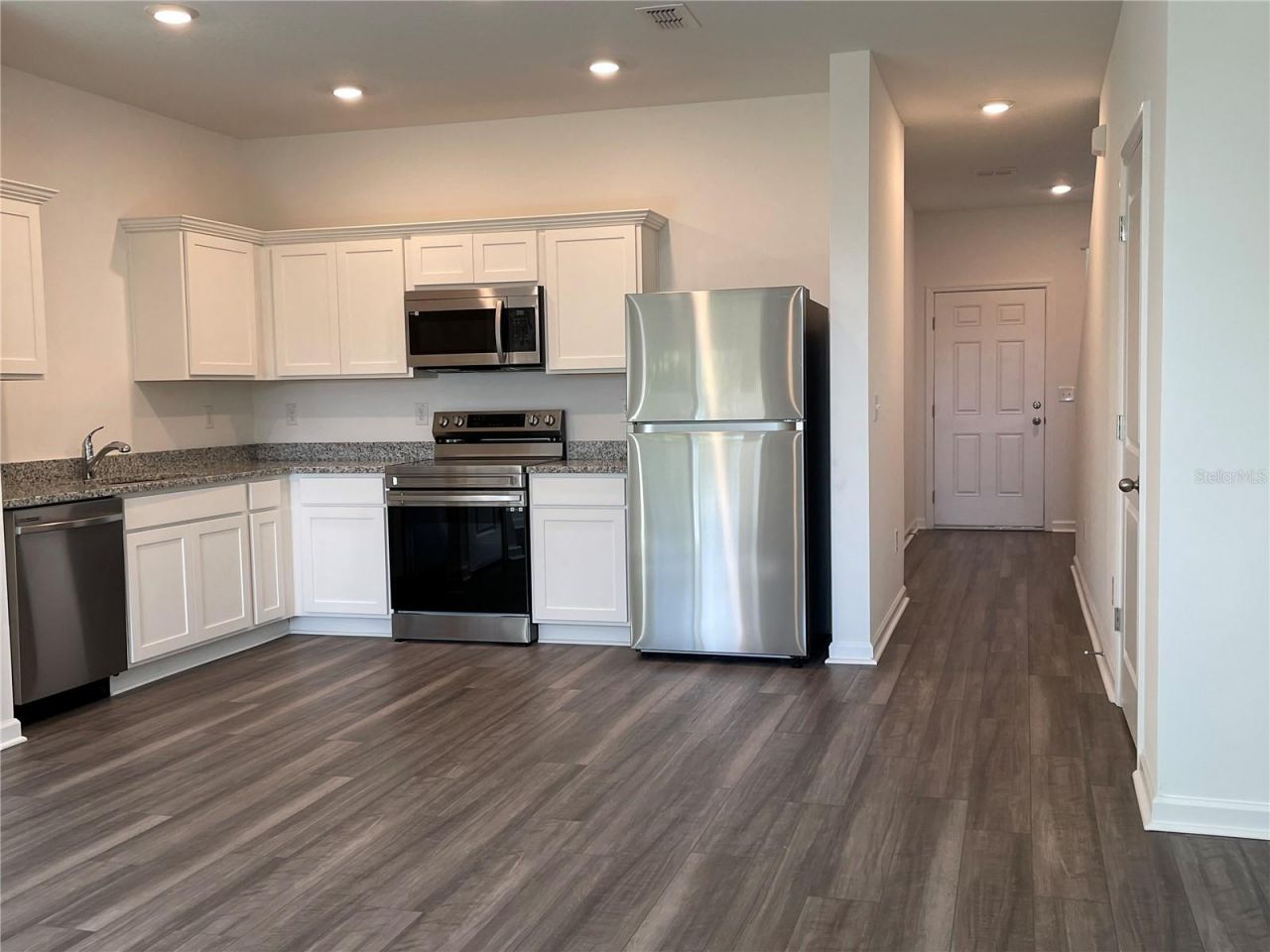 6163 Daerr Ridge Street , Zephyrhills, FL 33542 Photo