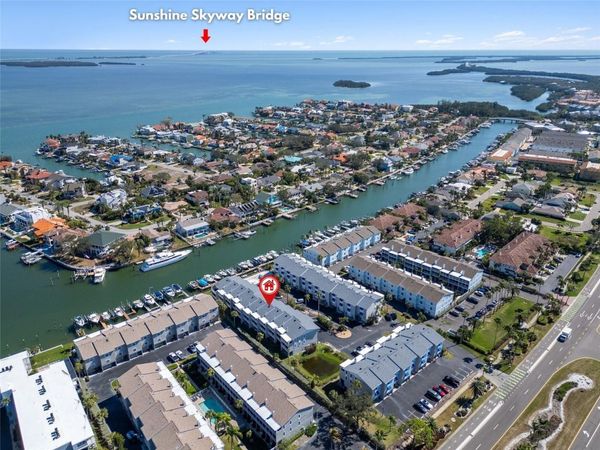 745 PINELLAS BAYWAY S, Unit 106, TIERRA VERDE, FL 33715