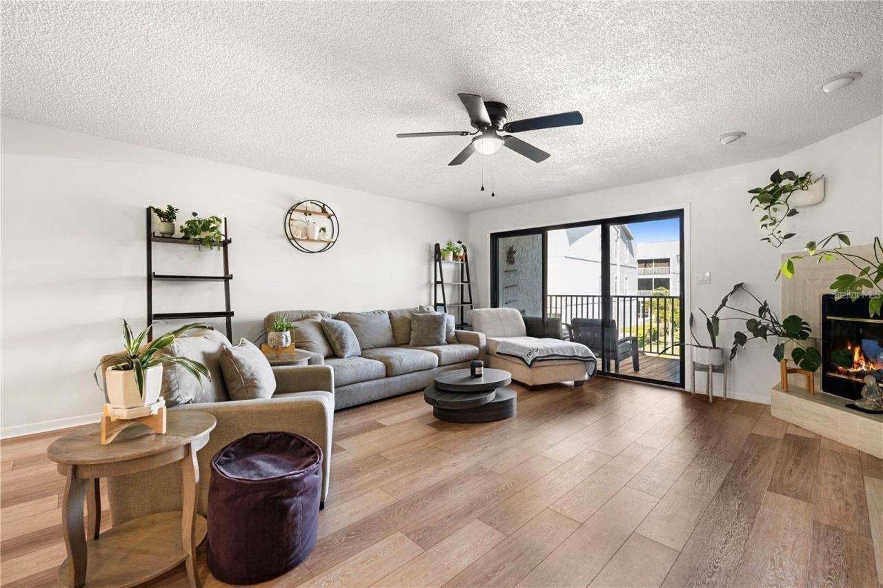 745 Pinellas Bayway S, Unit 106, Tierra Verde, FL 33715 Photo