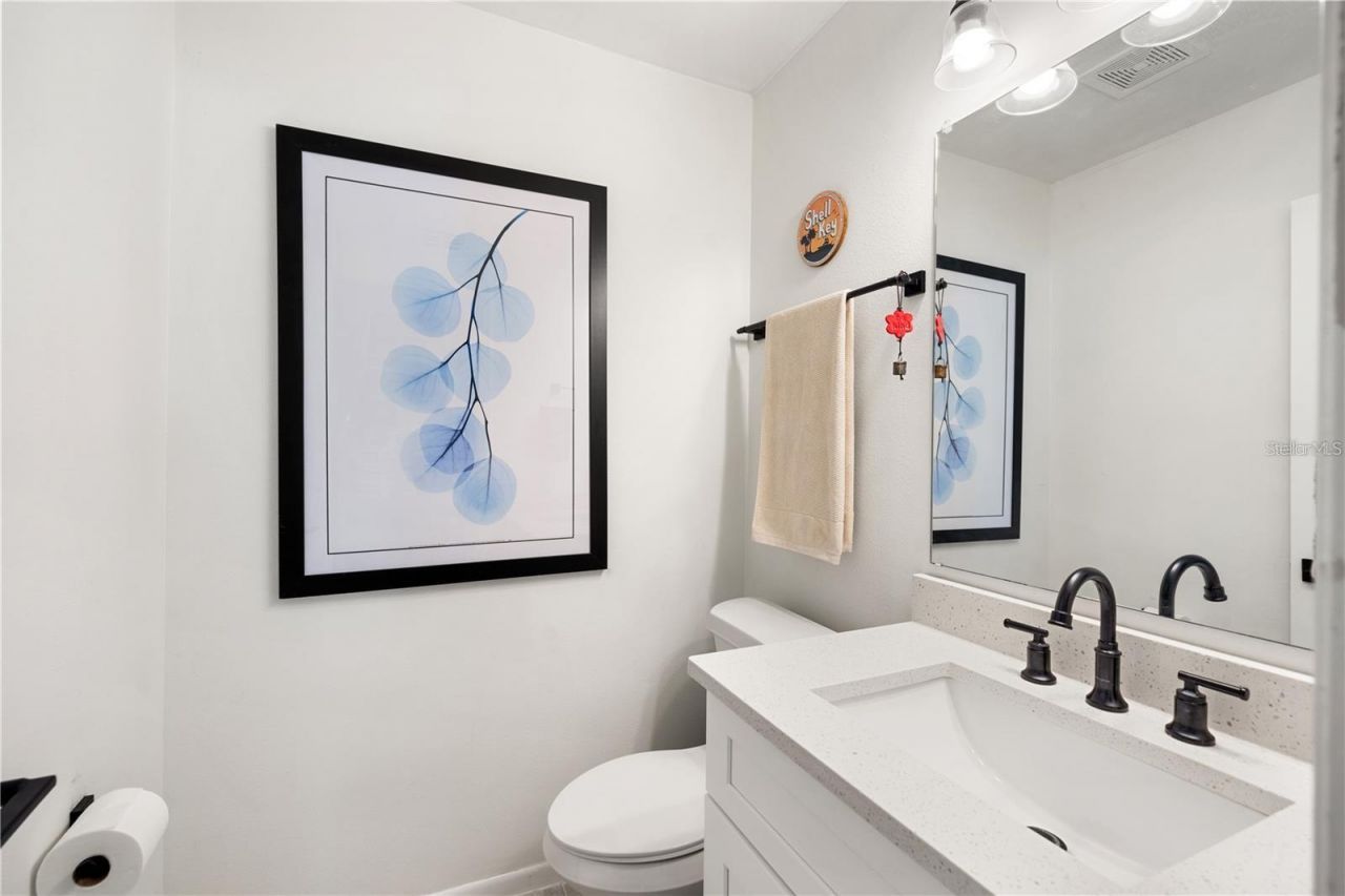 745 Pinellas Bayway S, Unit 106, Tierra Verde, FL 33715 Photo
