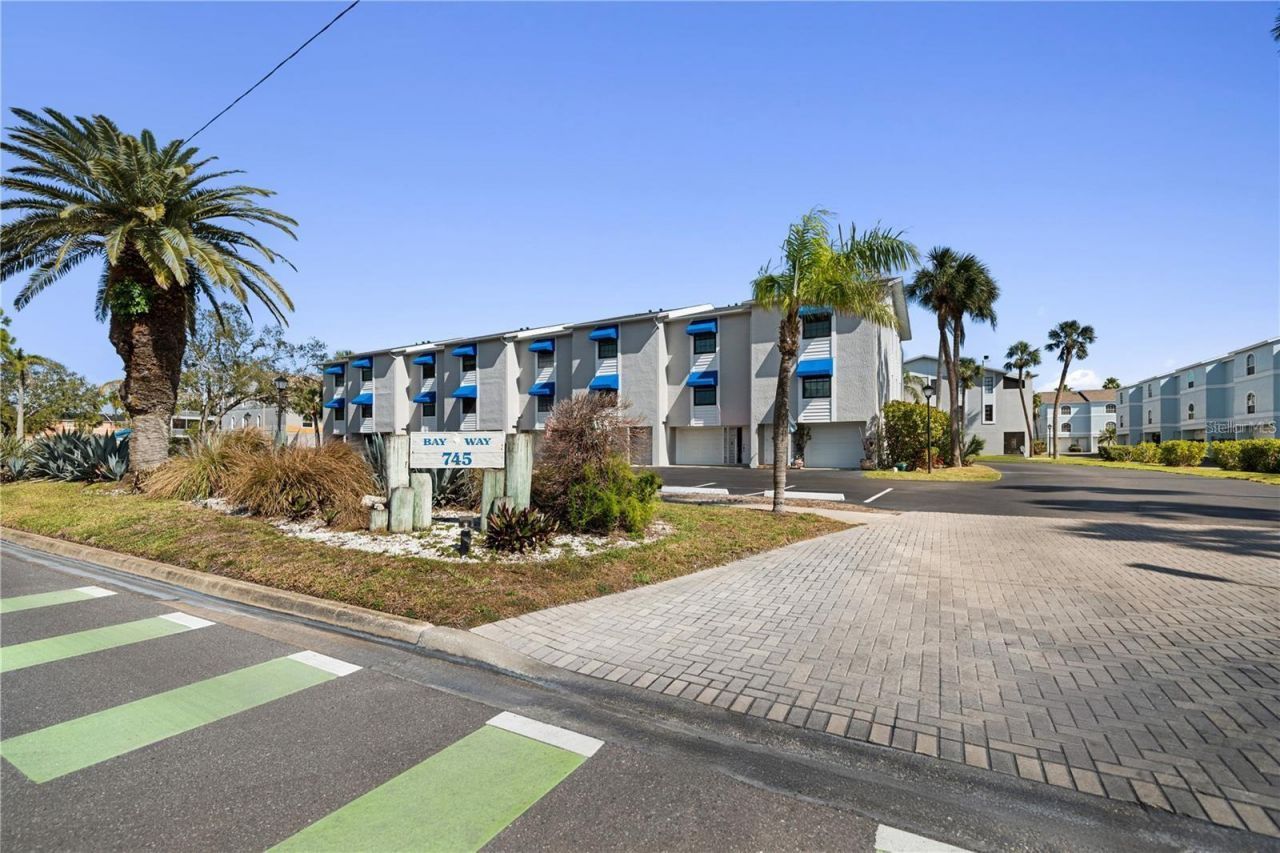 745 Pinellas Bayway S, Unit 106, Tierra Verde, FL 33715 Photo