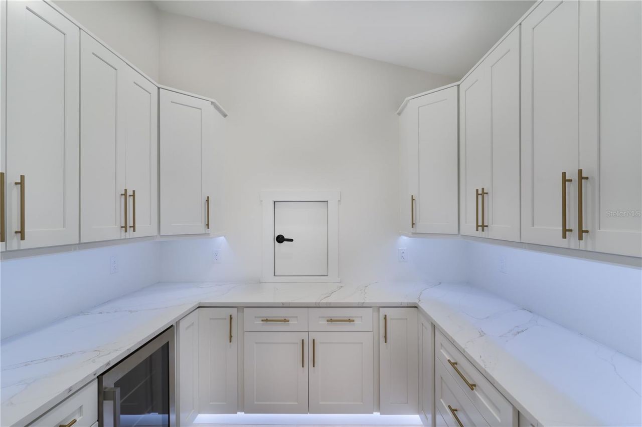 6188 Rosewood Drive, Englewood, FL 34224 Photo