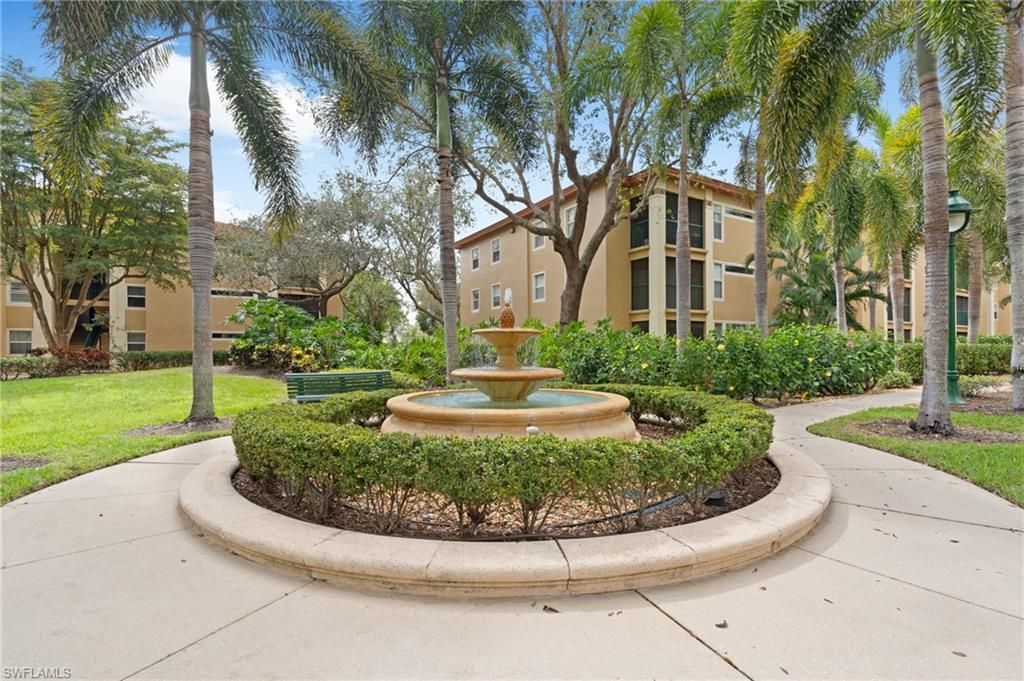 8940 Colonnades Ct E, Unit 734, Bonita Springs, FL 34135 Photo