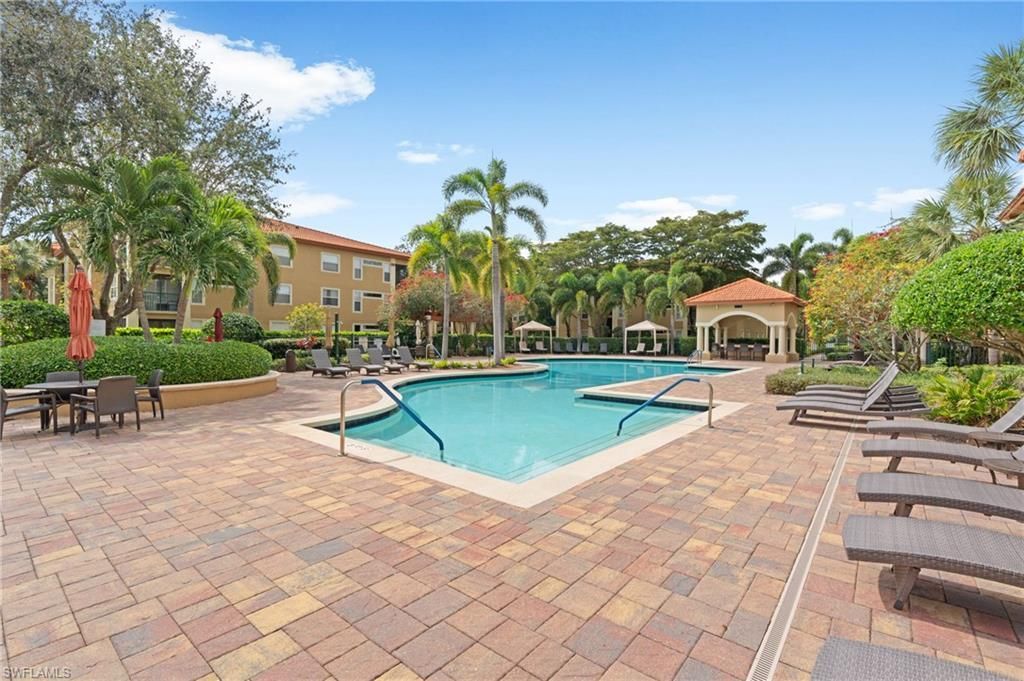 8940 Colonnades Ct E, Unit 734, Bonita Springs, FL 34135 Photo