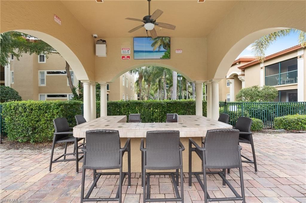 8940 Colonnades Ct E, Unit 734, Bonita Springs, FL 34135 Photo