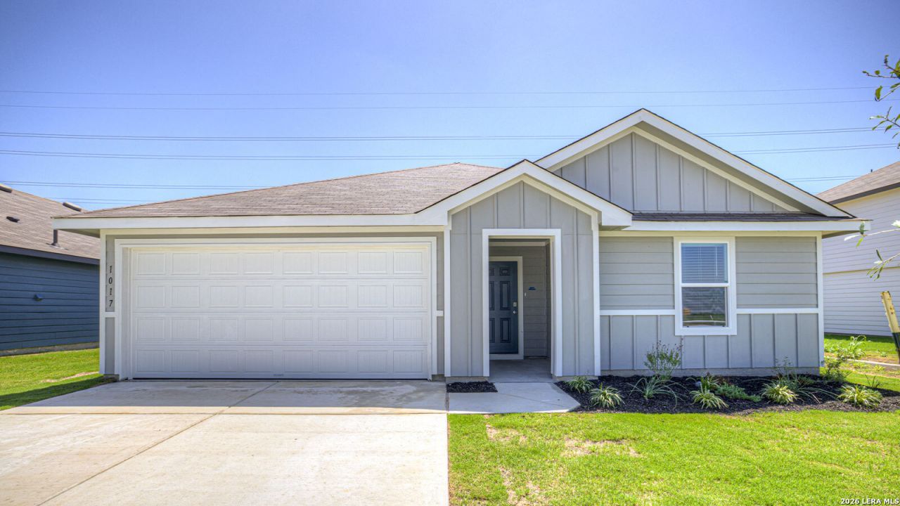 1017 Village Run, Seguin, TX 78155 Main Photo