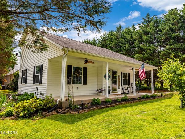 413 Sandy Springs Rd, Maryville, TN 37803