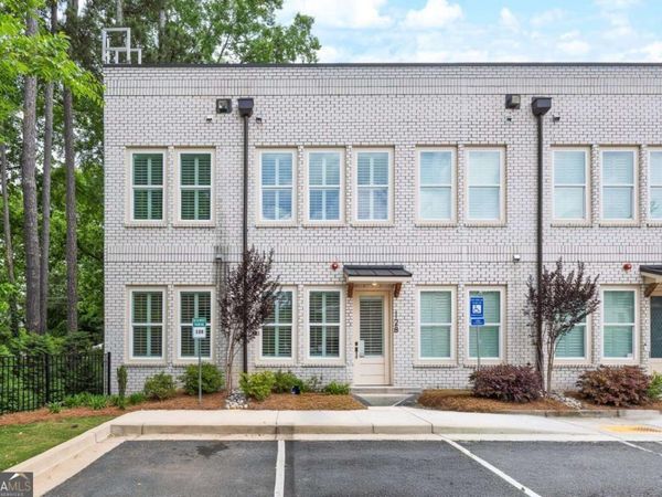 9040 Main Street, Unit 128, Woodstock, GA 30188