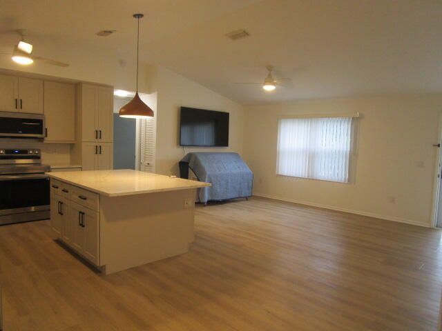 732 Bayfront Terrace, Sebastian, FL 32958 Photo