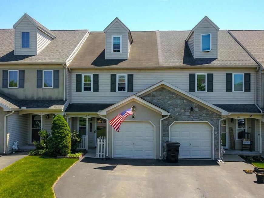 37 Grouse Drive, Denver, PA 17517 Main Photo