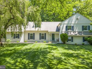 833 GREAT SPRINGS ROAD, BRYN MAWR, PA 19010