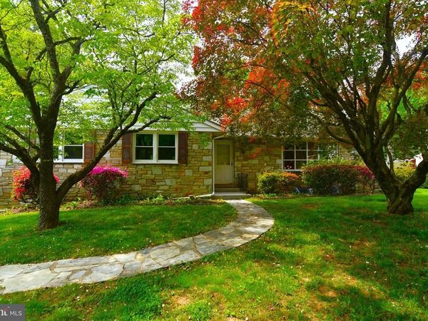 800 BLUEBELL ROAD , WARMINSTER, PA 18974