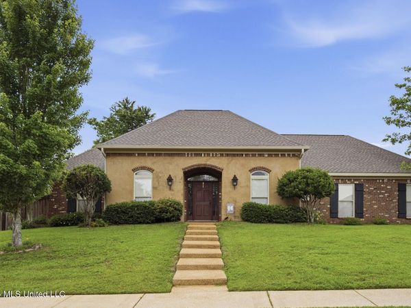 203 Hallow Hill, Brandon, MS 39042