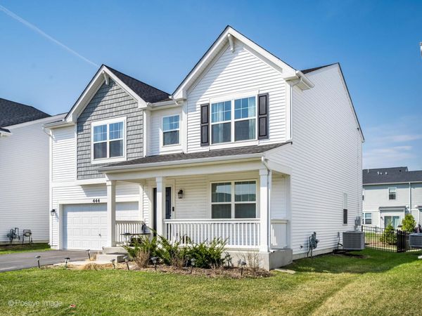 444 Radcliff Lane , South Elgin, IL 60177