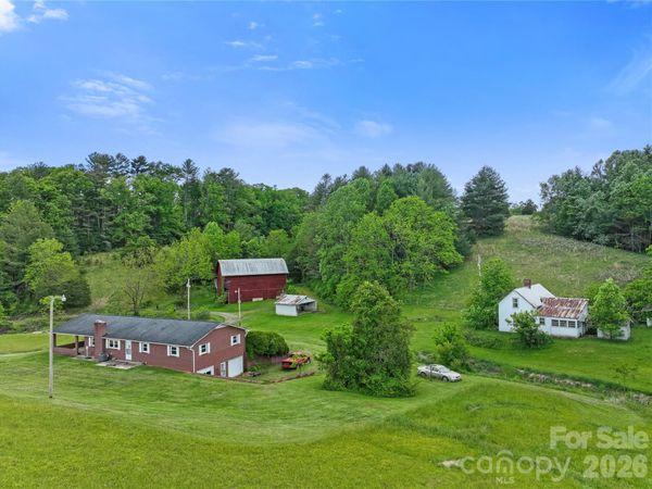 52 Will Smith Lane , Leicester, NC 28748