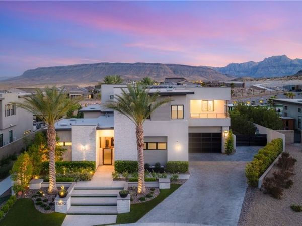 12653 Penfield Avenue, Las Vegas, NV 89138