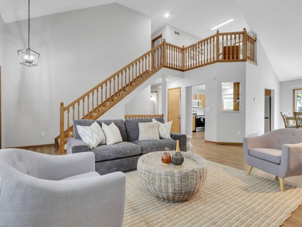 8578 Smokey Hollow Drive, Lewis Center, OH 43035
