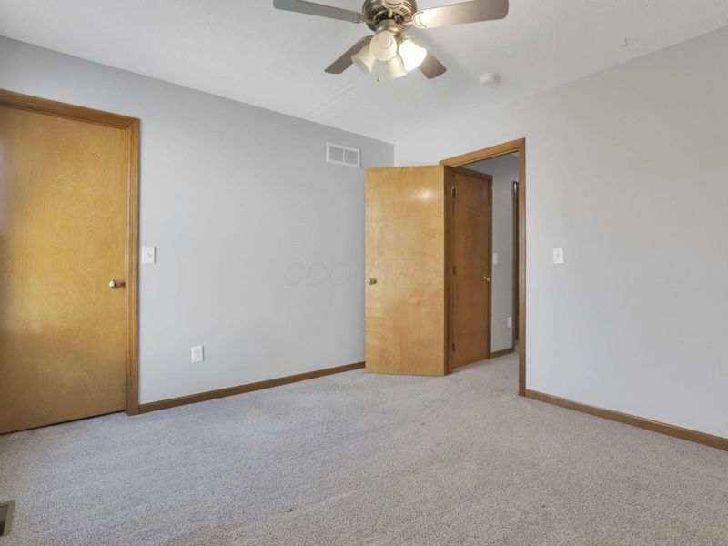8578 Smokey Hollow Drive, Lewis Center, OH 43035 Photo 22