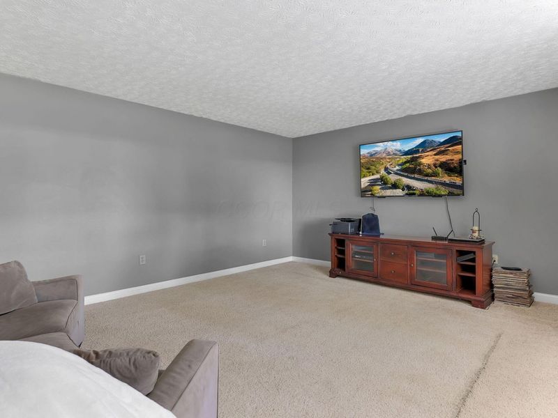 8025 Fosnaugh School Road SW, Stoutsville, OH 43154 Photo 6