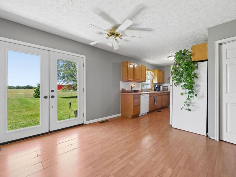 8025 Fosnaugh School Road SW, Stoutsville, OH 43154 Photo 9