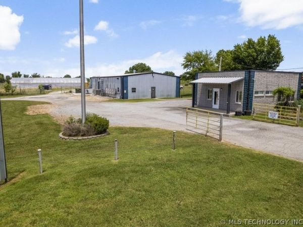 64050 E 290 , Grove, OK 74344