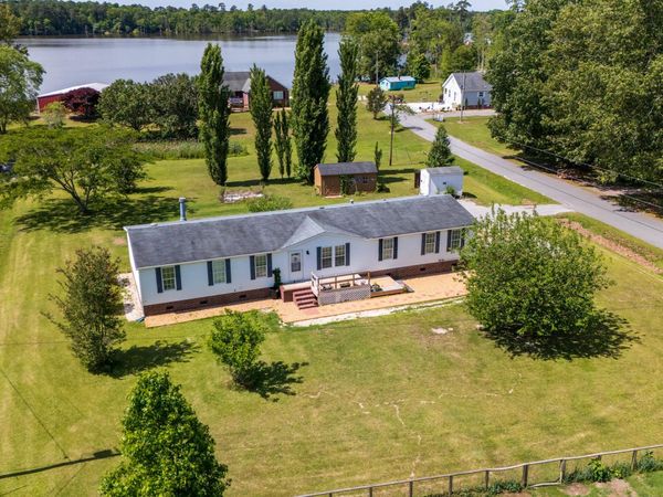 190 Riverview Drive , Hertford, NC 27944