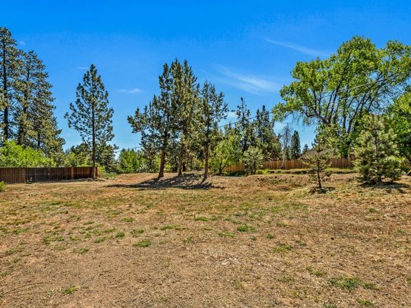 608 NE 10th Street, Bend, OR 97701