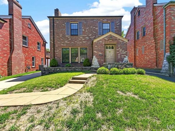 7828 Stanford Avenue , University City, MO 63130