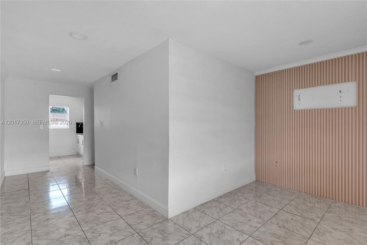 3800 SW 102nd Ave , Unit 206, Miami, FL 33165 Photo