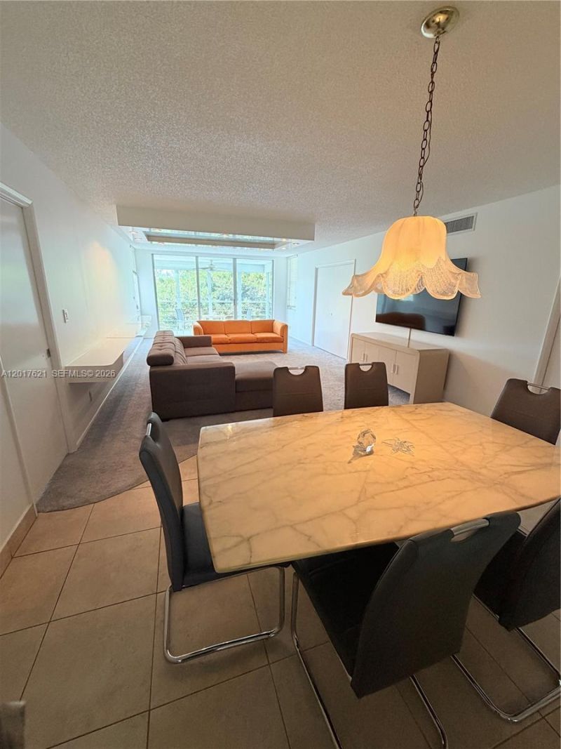 4020 W Palm Aire Dr , Unit 403, Pompano Beach, FL 33069 Photo
