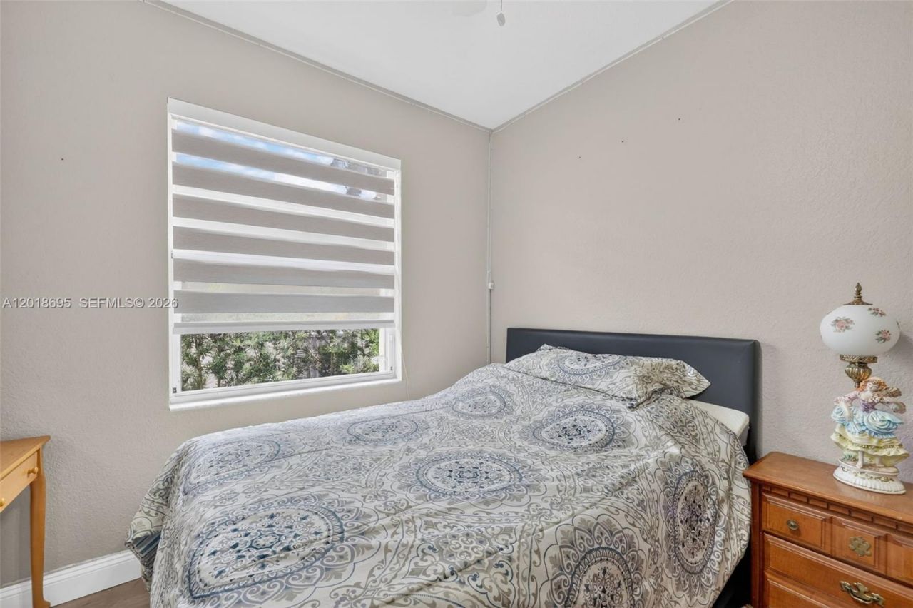3985 NE 15th St , Homestead, FL 33033 Photo