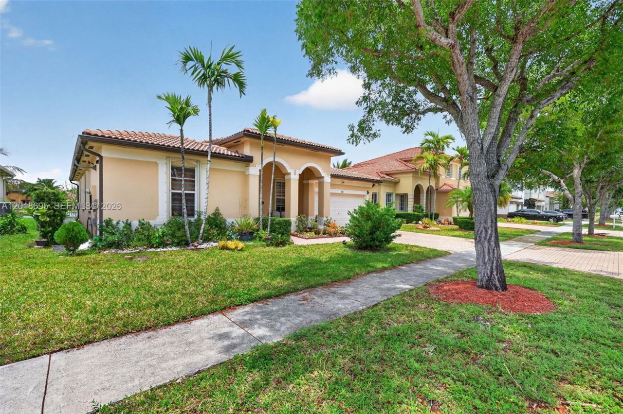 3985 NE 15th St , Homestead, FL 33033 Photo