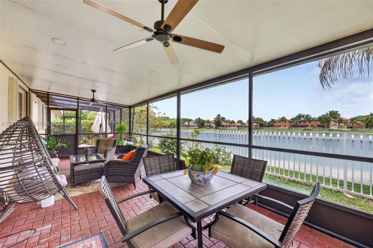 3985 NE 15th St , Homestead, FL 33033 Photo