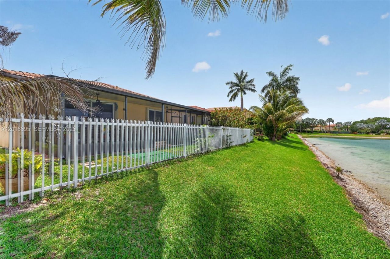 3985 NE 15th St , Homestead, FL 33033 Photo
