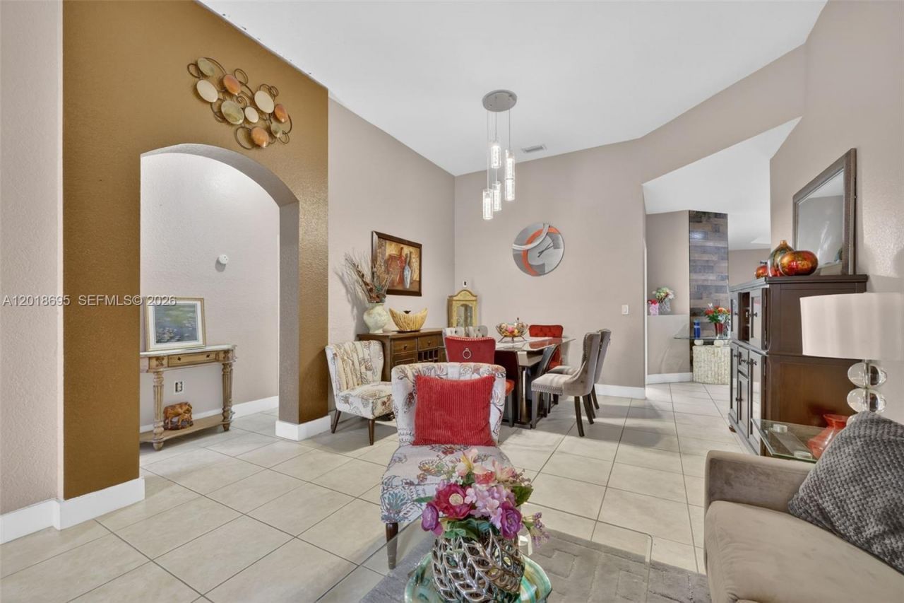 3985 NE 15th St , Homestead, FL 33033 Photo