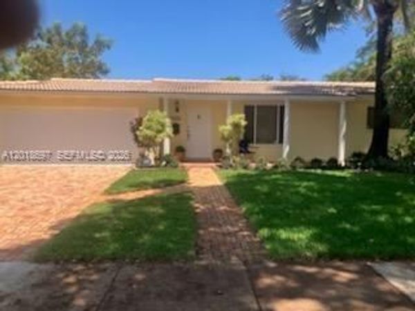 Miami Lakes, FL 33014