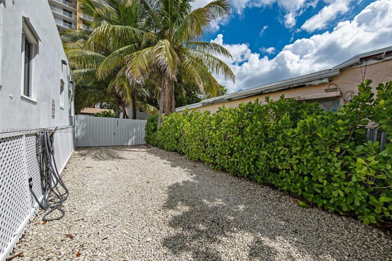 Please Call For Address, Unit A, Miami, FL 33130 Photo
