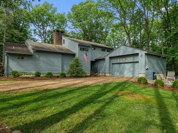 2429 Boston Branch Circle , Signal Mountain, TN 37377
