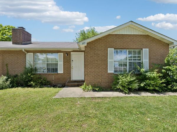 321 Lilly Ln, Murfreesboro, TN 37128