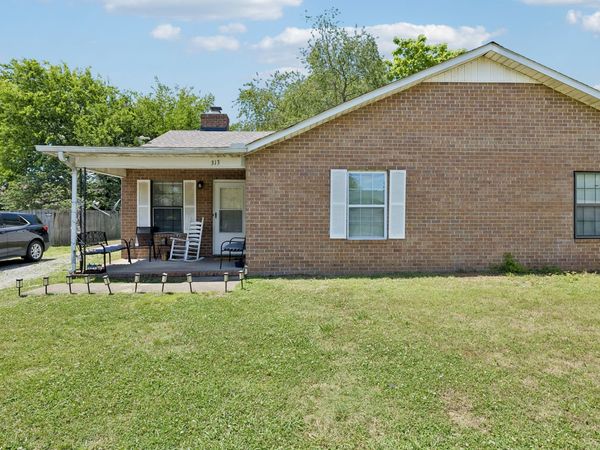 313 Lilly Ln, Murfreesboro, TN 37128
