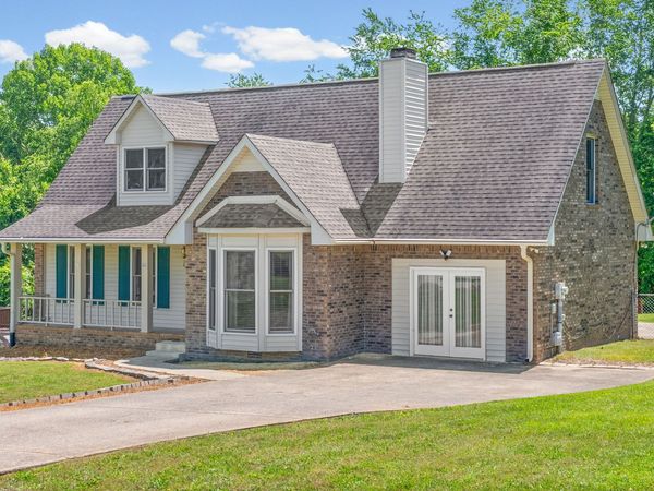 105 Lynx Dr, Clarksville, TN 37042