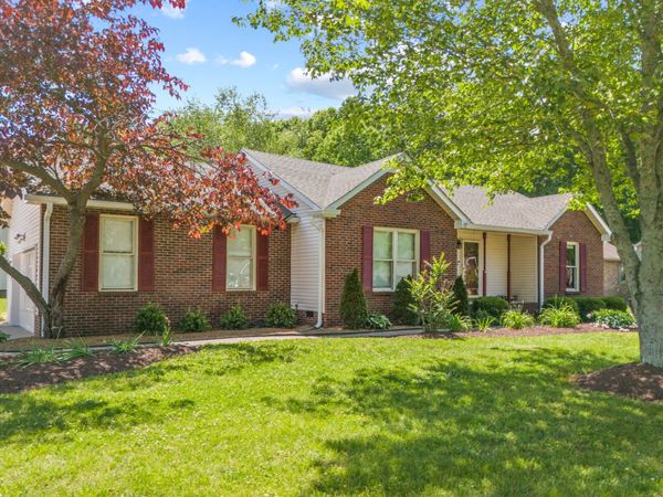 1022 Blue Ridge Pkwy , Goodlettsville, TN 37072