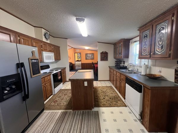 2484 W Leatherwood Rd, Cumberland Furnace, TN 37051