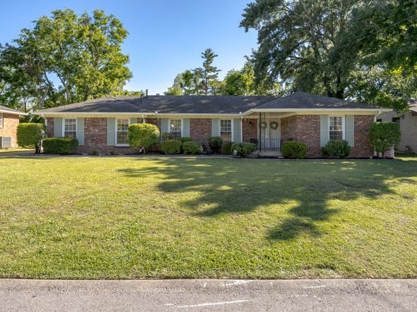 7465 Harrow Dr, Nashville, TN 37221