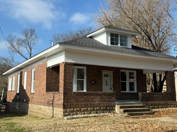 1523 Canton St , Hopkinsville, KY 42240