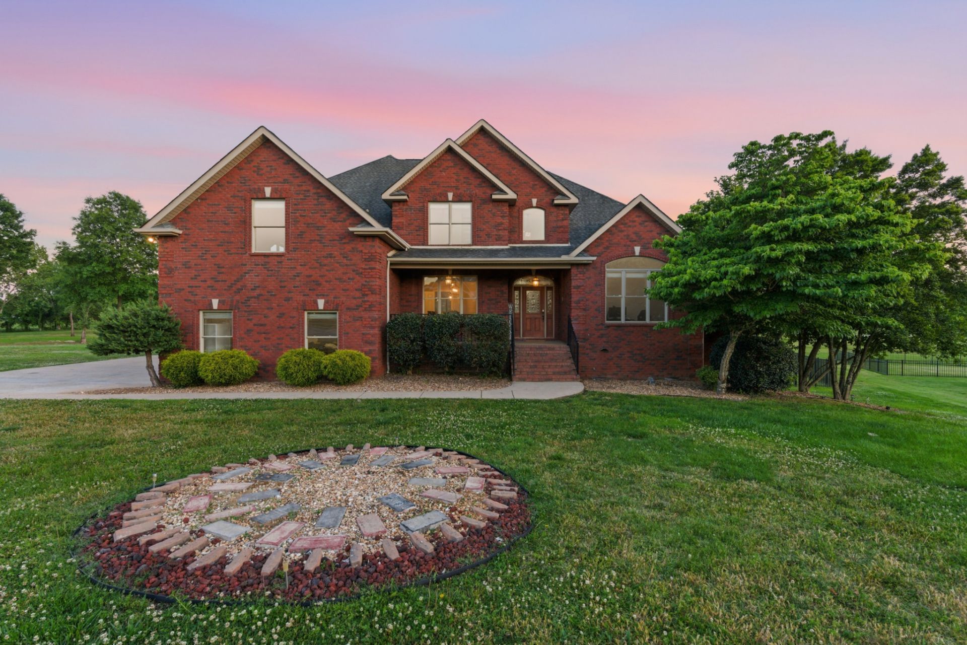 606 Seawell Ct, Smyrna, TN 37167 Main Photo