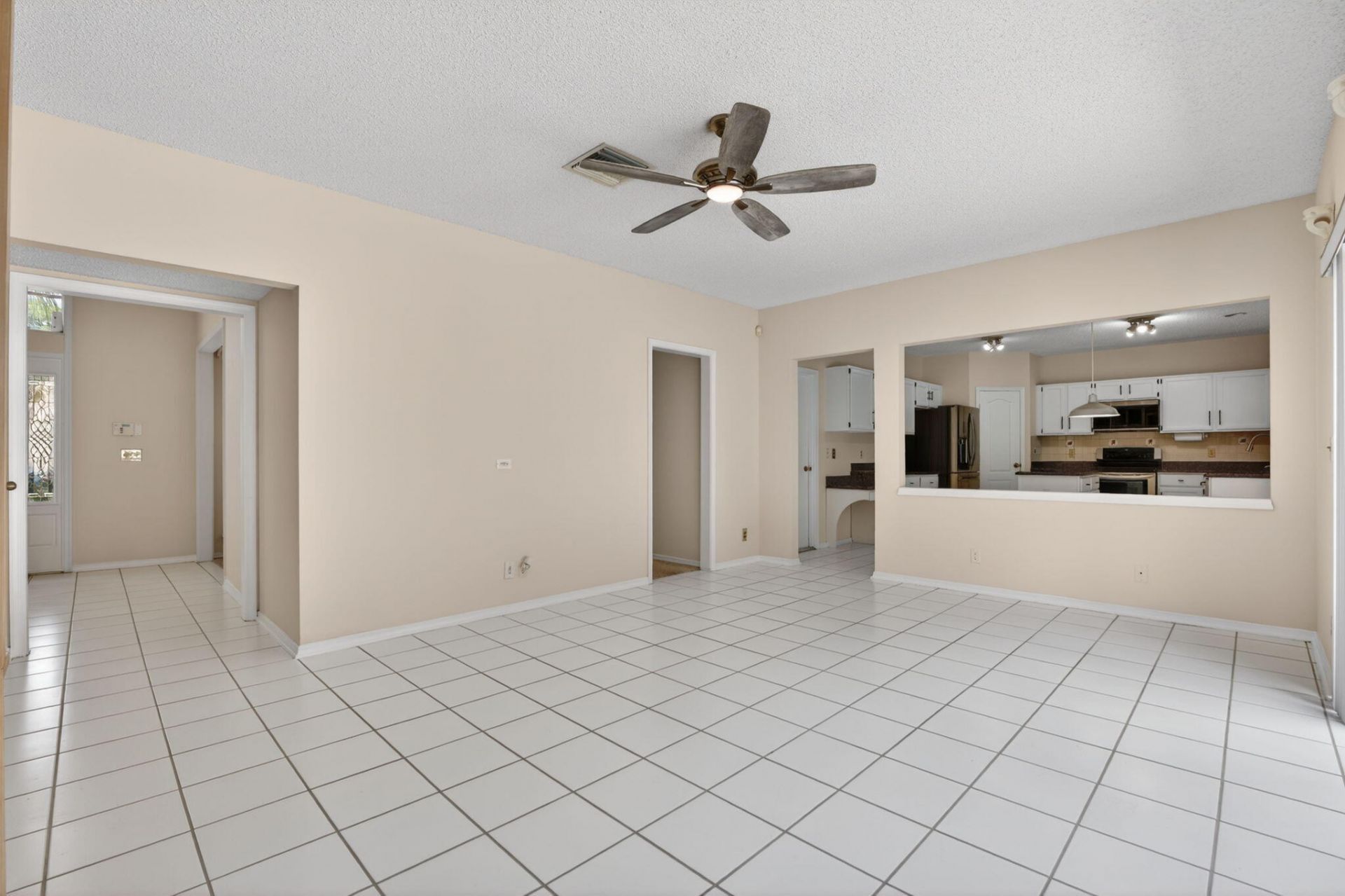 7555 Live Oak Drive, Coral Springs, FL 33065 Photo