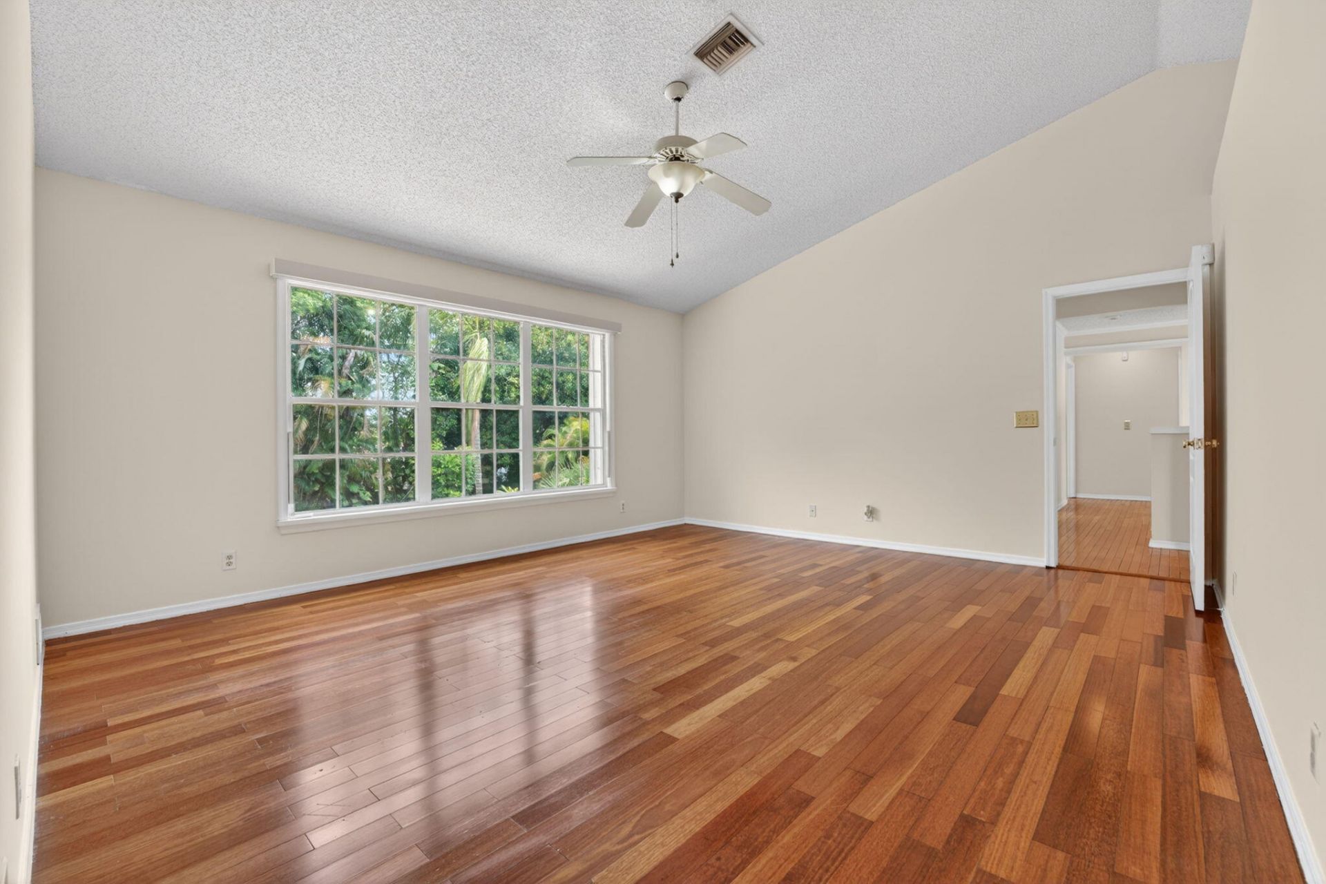7555 Live Oak Drive, Coral Springs, FL 33065 Photo