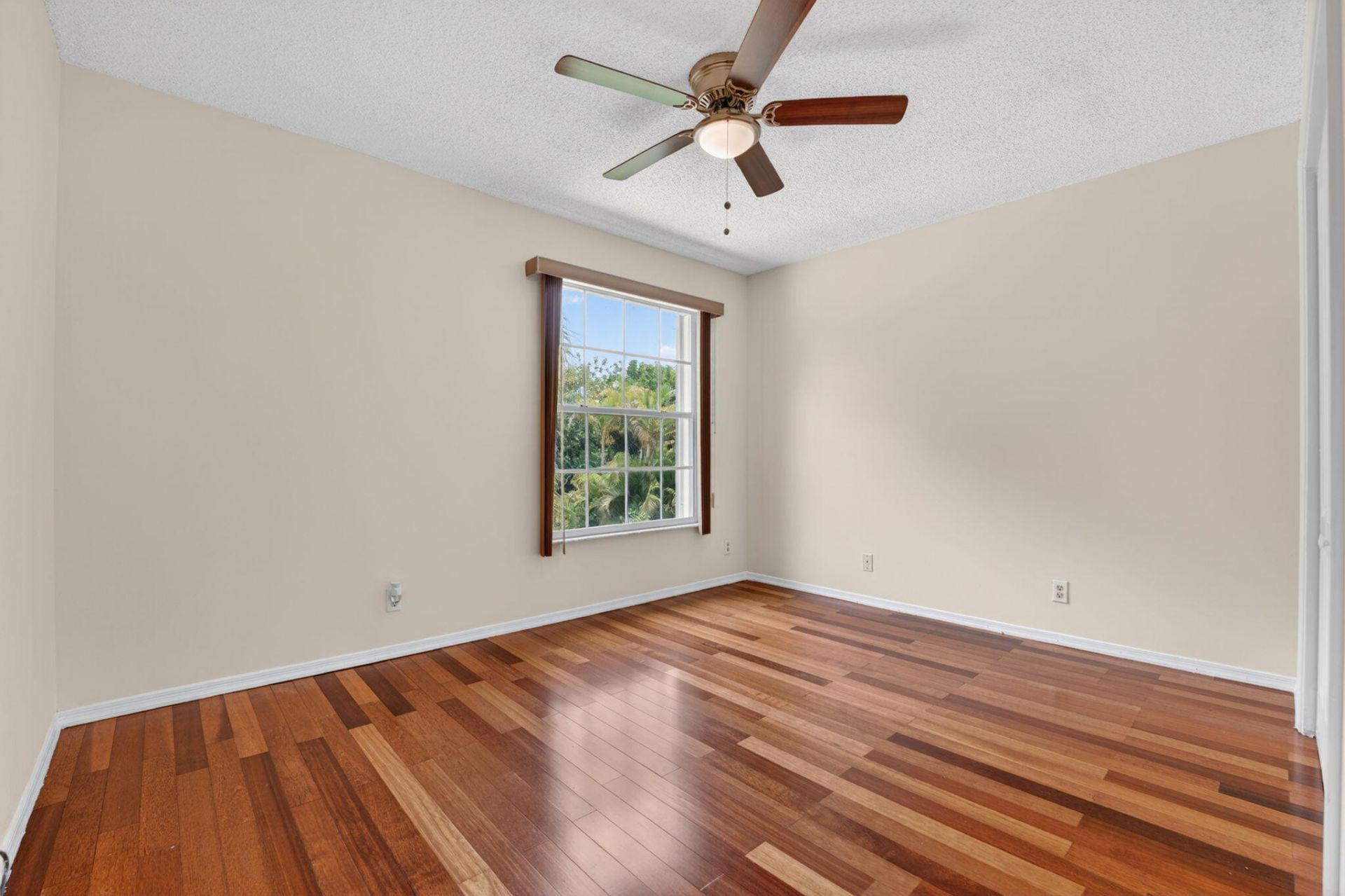 7555 Live Oak Drive, Coral Springs, FL 33065 Photo