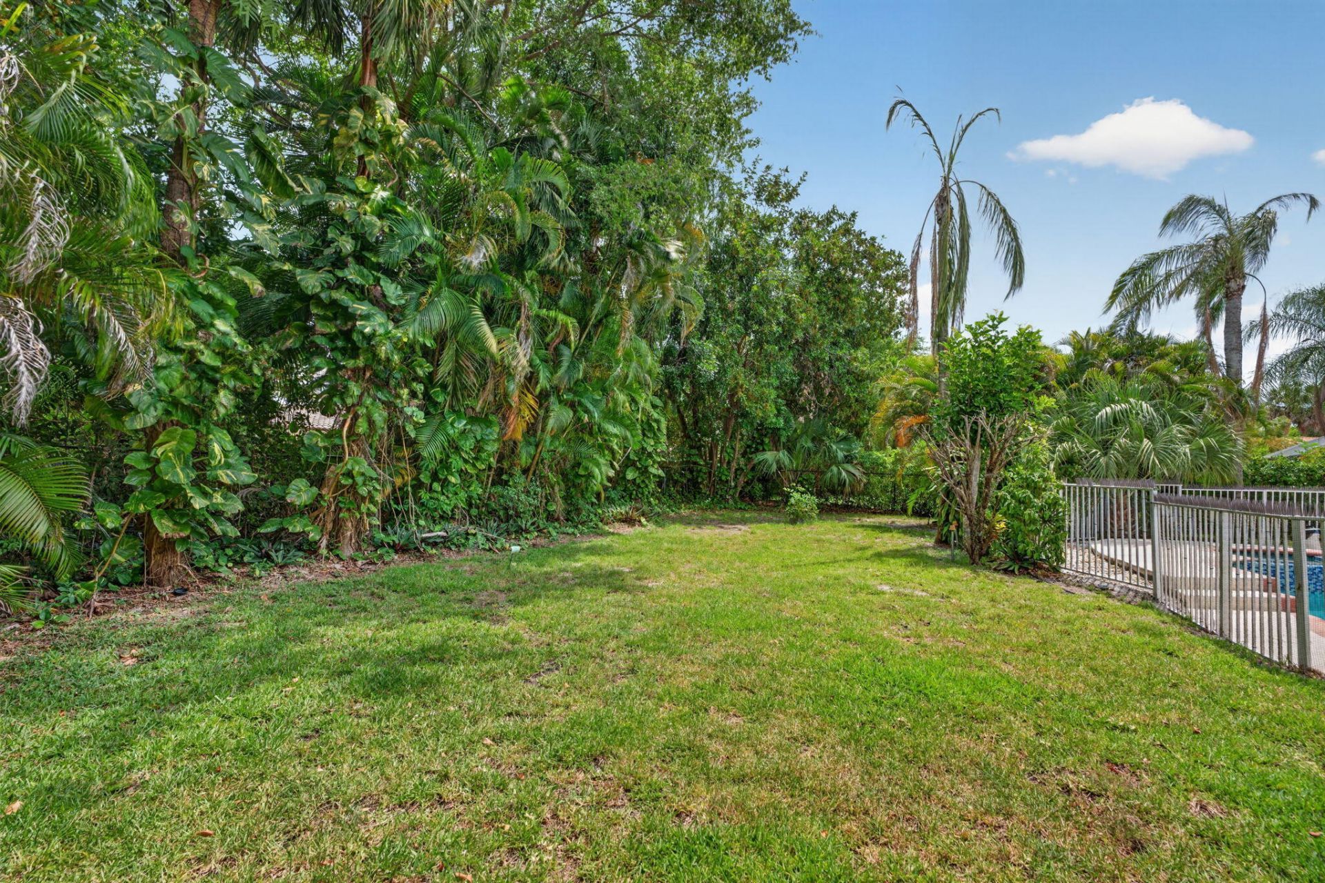 7555 Live Oak Drive, Coral Springs, FL 33065 Photo
